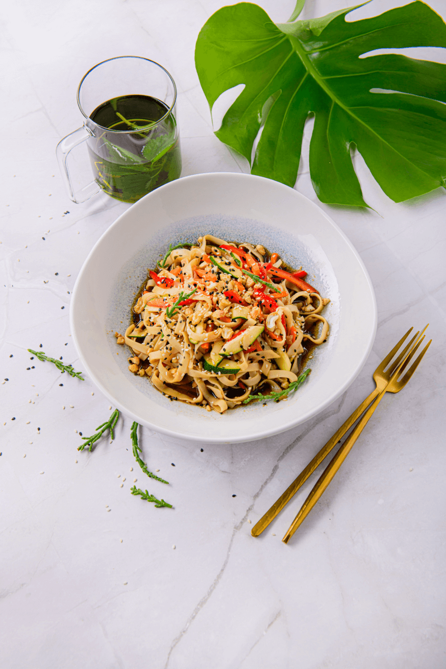 BŁONNIKOWY PAD THAI